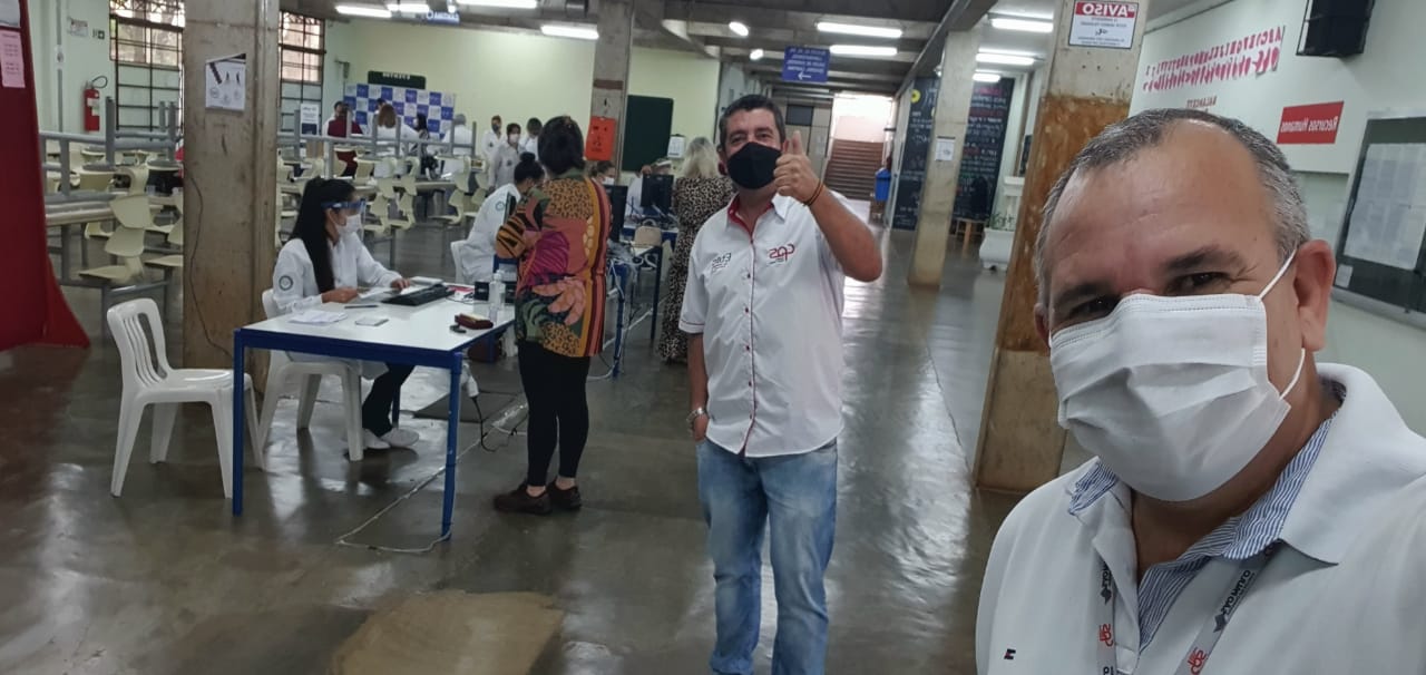 Vacinação dos docentes contra a COVID 19