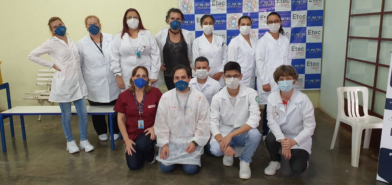 Vacinação dos docentes contra a COVID 19