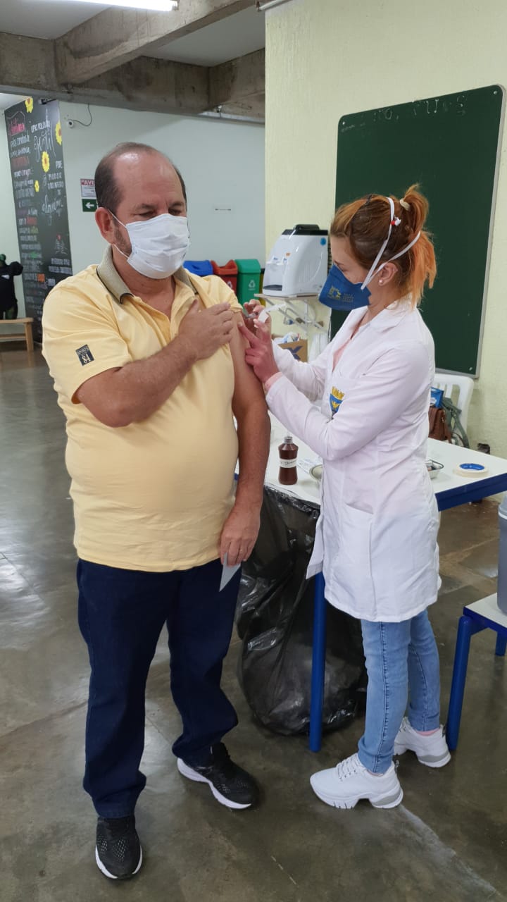 Vacinação dos docentes contra a COVID 19
