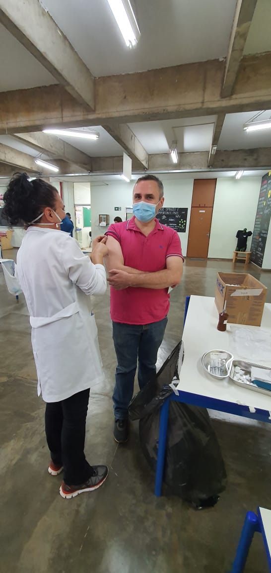 Vacinação dos docentes contra a COVID 19