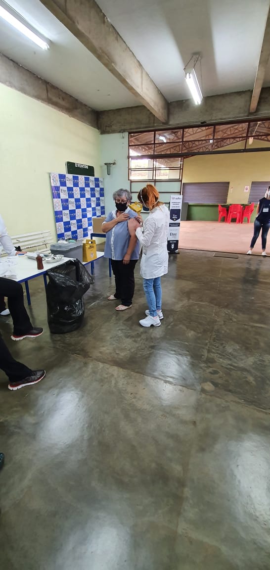 Vacinação dos docentes contra a COVID 19