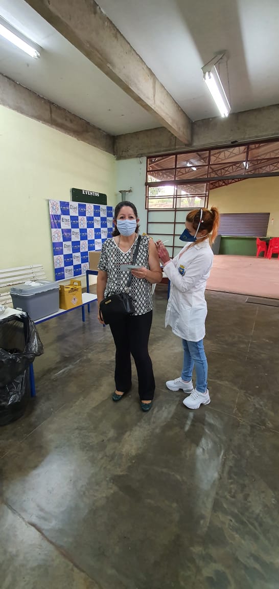 Vacinação dos docentes contra a COVID 19