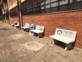 Construção da calçada da escola