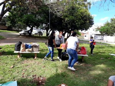 Aula prática de Urgência e Emergência - alunos colocaram a mão na massa em atendimento pré-hospitalar