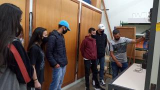 Visita dos alunos da EE EE Antonio Deffune