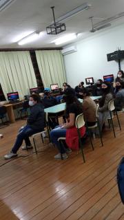 Visita dos alunos da EE EE Antonio Deffune