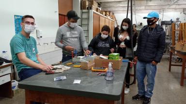 Visita dos alunos da EE EE Antonio Deffune