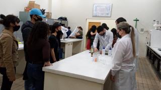 Visita dos alunos da EE EE Antonio Deffune