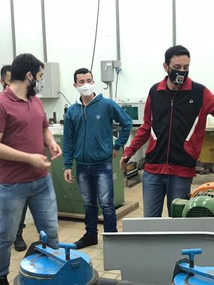 Visita dos alunos da EE EE Antonio Deffune