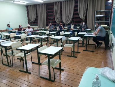 Retomada das atividades presenciais com 100% dos alunos - fim da querentena