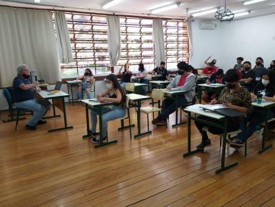 Retomada das atividades presenciais com 100% dos alunos - fim da querentena