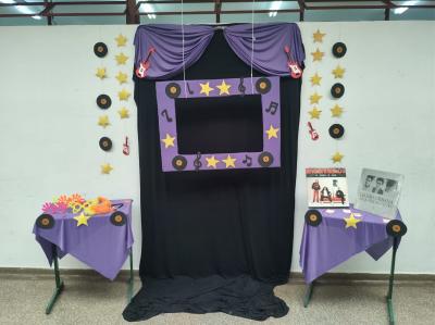 Professora Carol  - tendências  pós semana de 1922