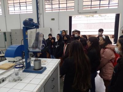 Alunos do NOVOTEC visitaram a UNESP em Itapeva