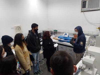 Alunos do NOVOTEC visitaram a UNESP em Itapeva