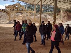 Alunos visitaram a Mineração Fronteira