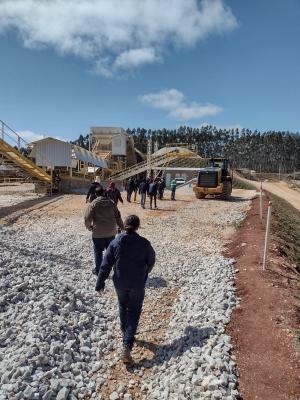 Alunos visitaram a Mineração Fronteira