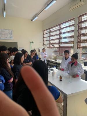 Vista dos alunos da E. M. Maria Stela Guimarães Barros, de Taquarivaí/SP