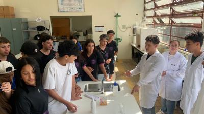 Vista dos alunos da E. M. Maria Stela Guimarães Barros, de Taquarivaí/SP