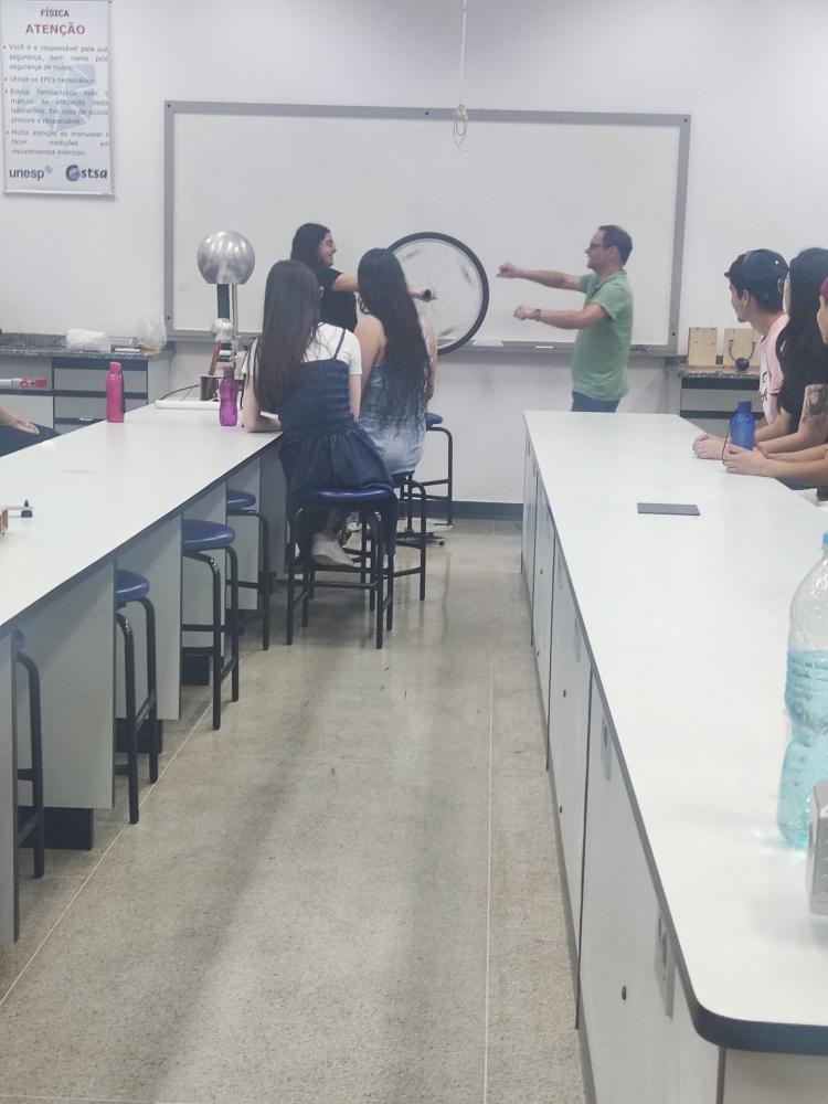 Alunos do curso de Administração visitaram a UNESP de Itapeva