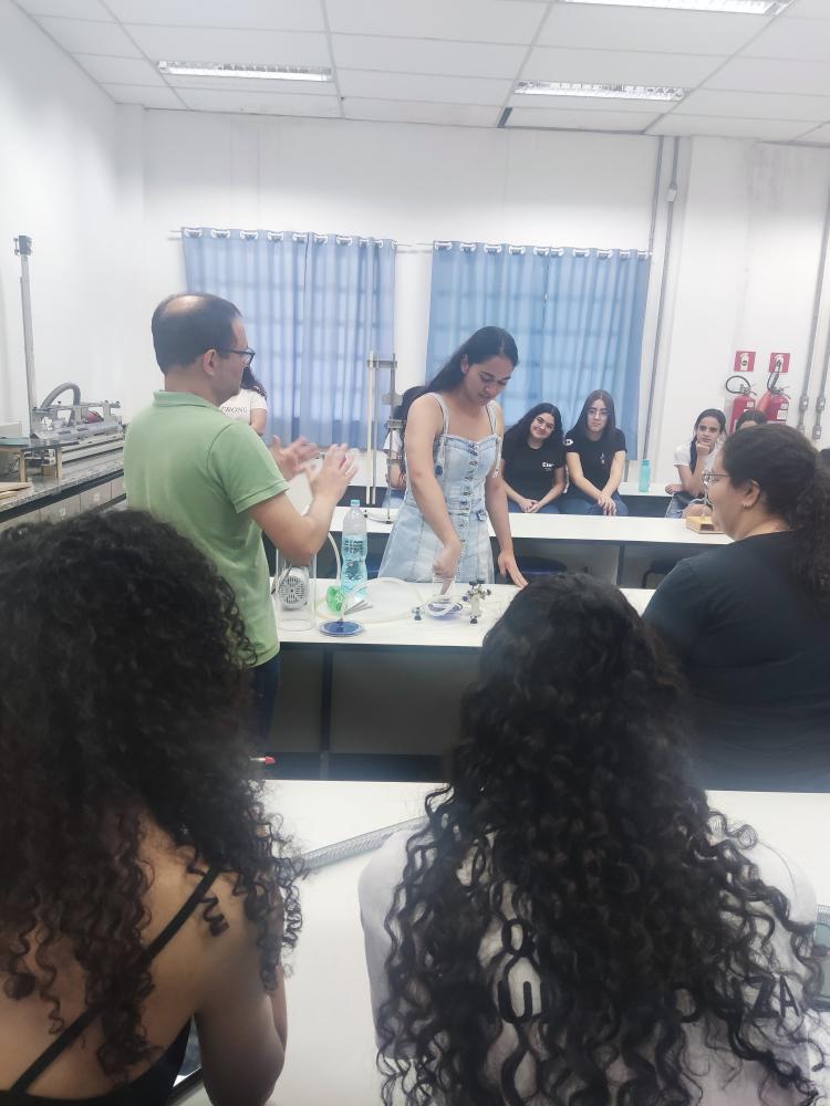 Alunos do curso de Administração visitaram a UNESP de Itapeva