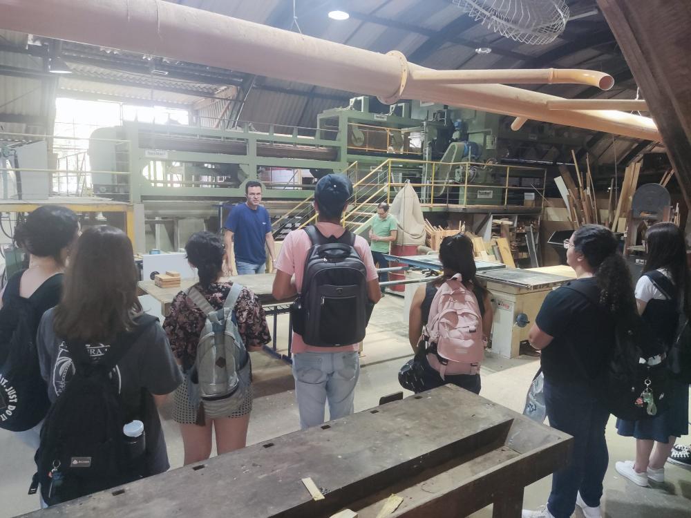 Alunos do curso de Administração visitaram a UNESP de Itapeva