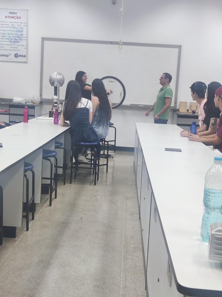 Alunos do curso de Administração visitaram a UNESP de Itapeva