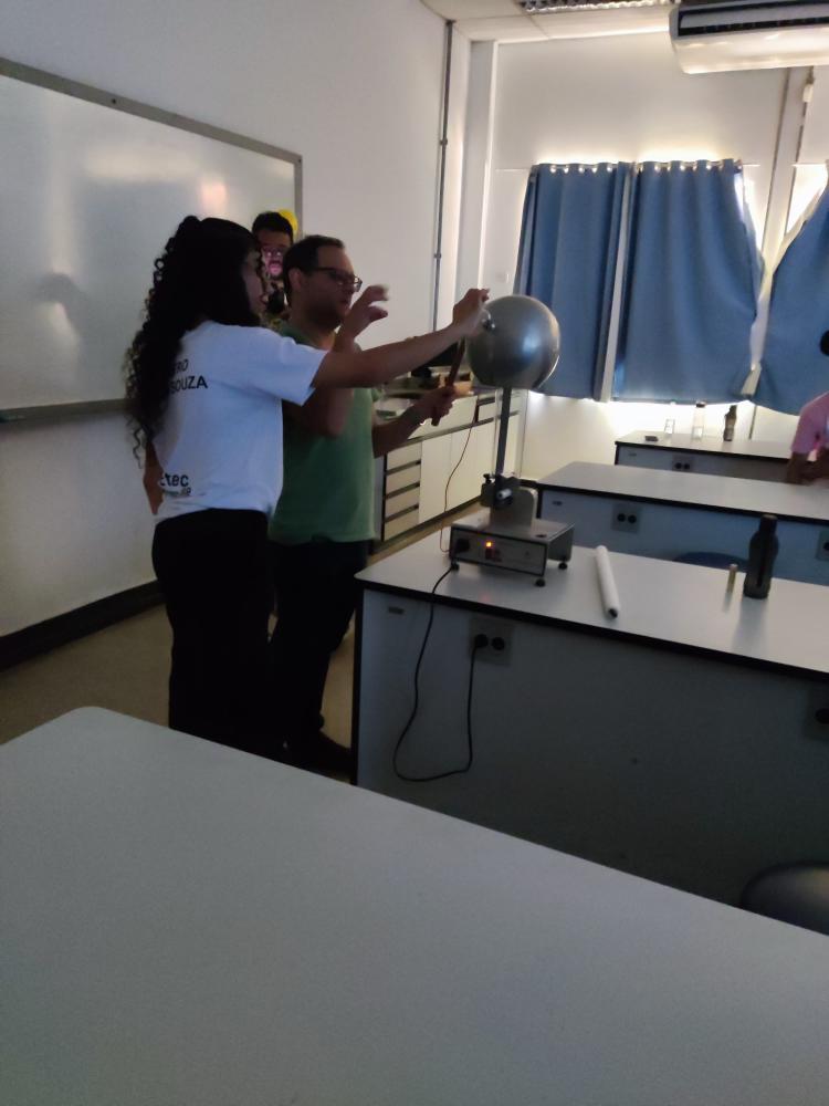 Alunos do curso de Administração visitaram a UNESP de Itapeva