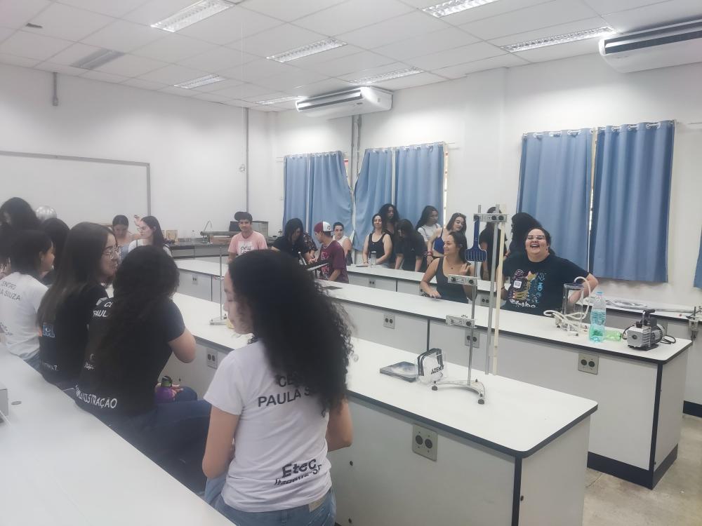 Alunos do curso de Administração visitaram a UNESP de Itapeva
