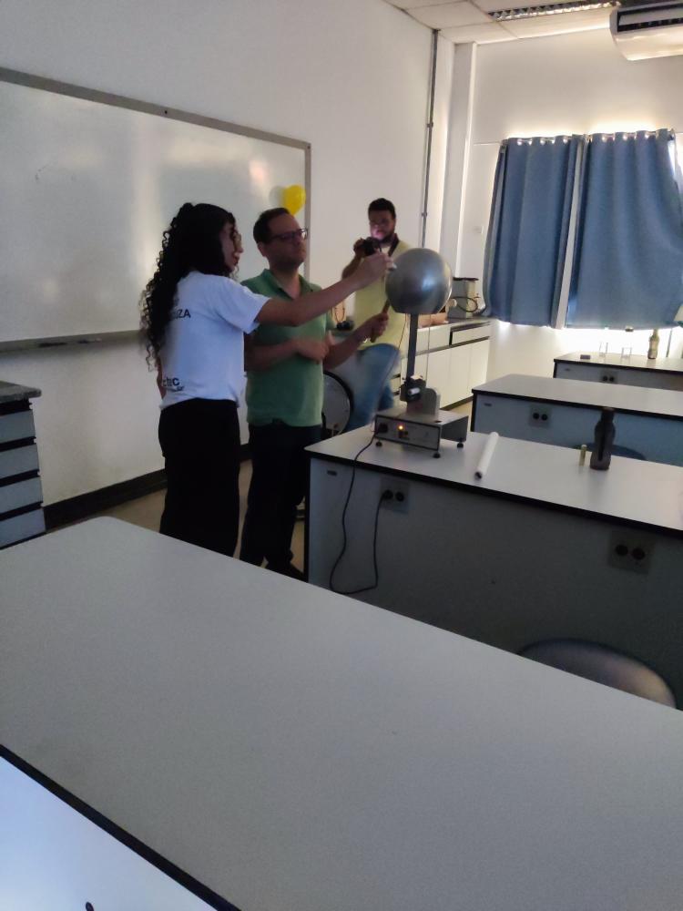 Alunos do curso de Administração visitaram a UNESP de Itapeva